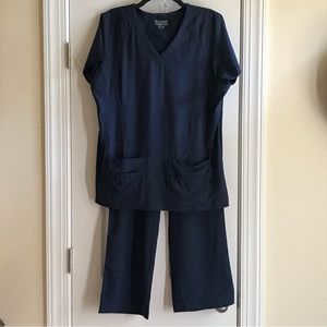 Navy scrub set